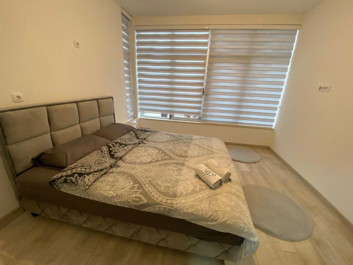 Koca Apartmani Novi Pazar Buitenkant foto