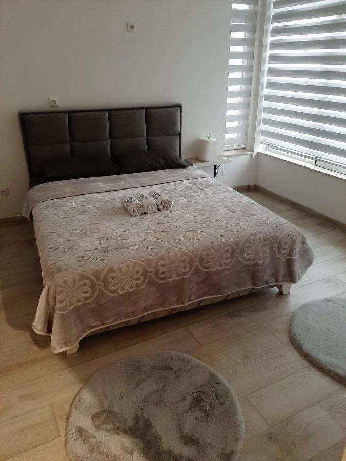 Koca Apartmani Novi Pazar Buitenkant foto